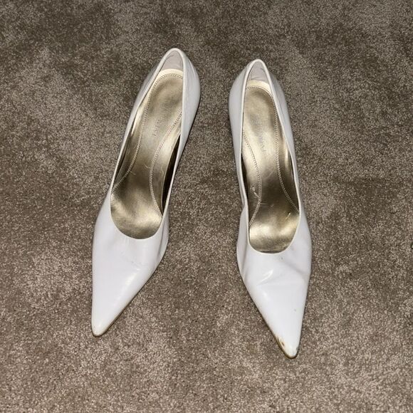 Nine West white leather pointy Doug heels sz 9 EUC - Picture 2 of 3
